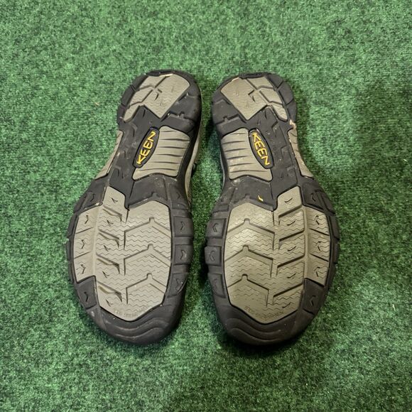 Sandals_&_Flip_Flops